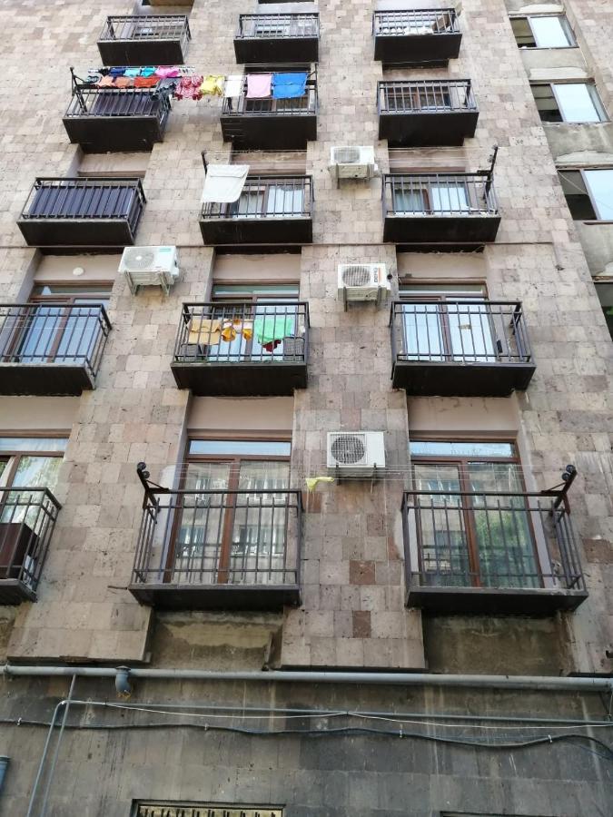 Dublex Apartment In Yerevan Komitas D1 Esterno foto