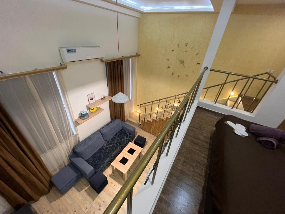 Dublex Apartment In Yerevan Komitas D1 Esterno foto